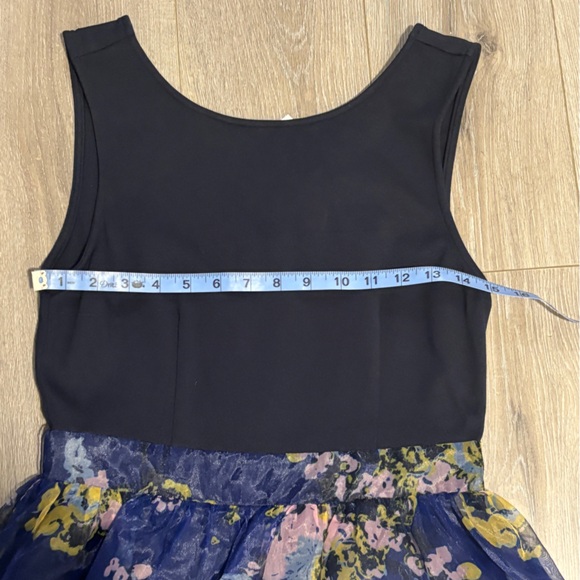 NWT Modcloth Navy and Floral Maxi Dress. Size M - Picture 9 of 11